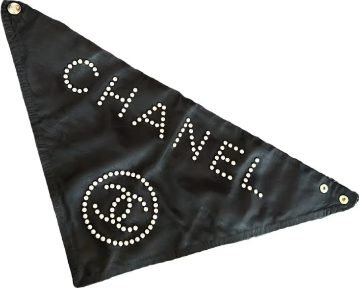 Foulard cuir Chanel