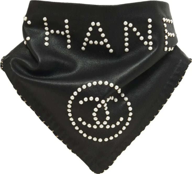 Foulard cuir Chanel