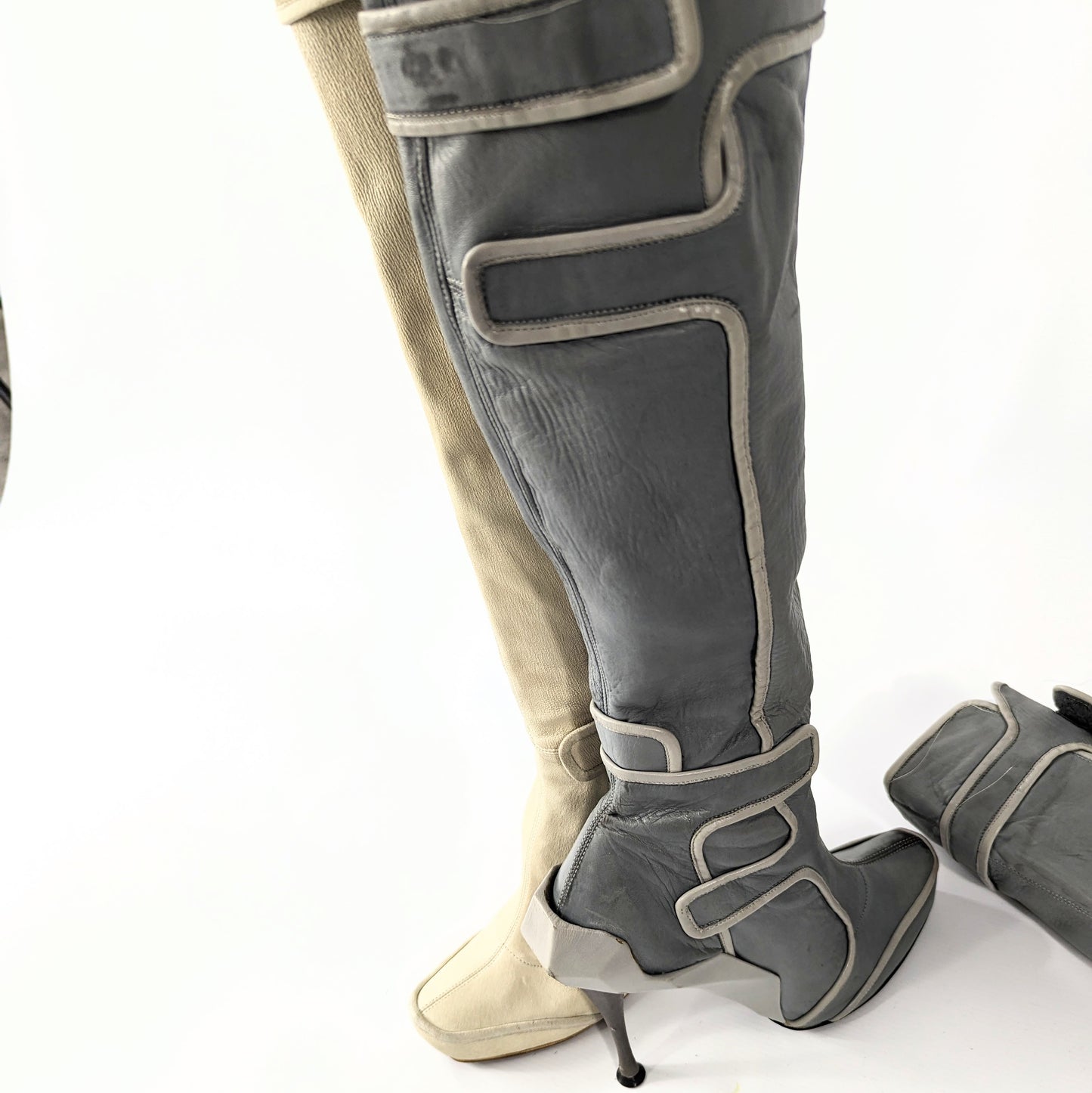 Celine high boots in grey leather -FW2008