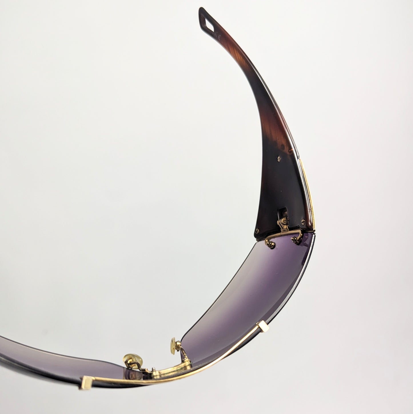 Lunettes de soleil masque "Diorito 2" violettes.