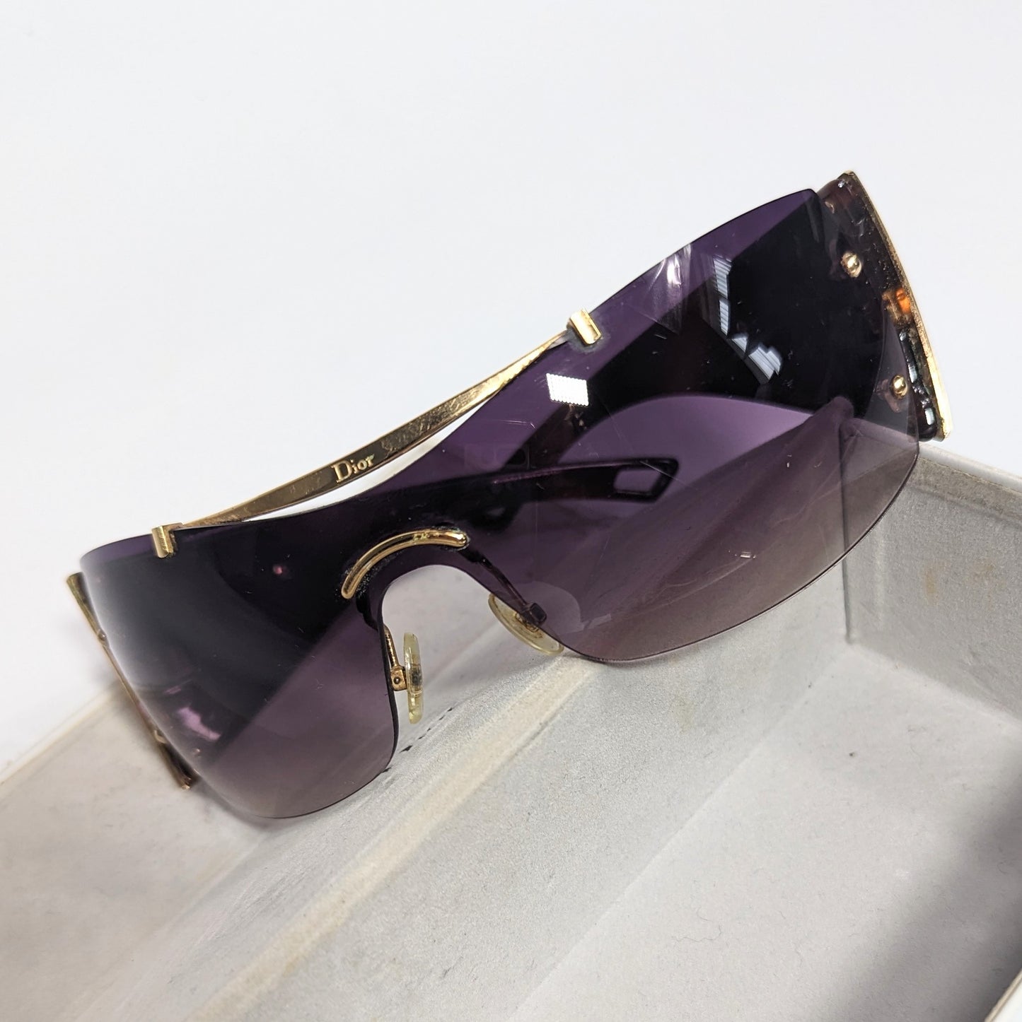 Lunettes de soleil masque "Diorito 2" violettes.