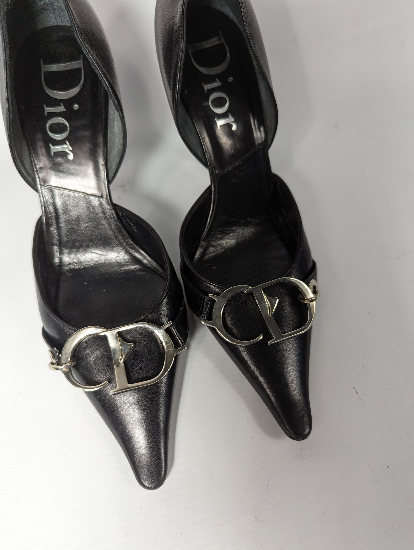 Sandales ornées d'une boucle Dior par Gallliano - EU36|UK3|US5