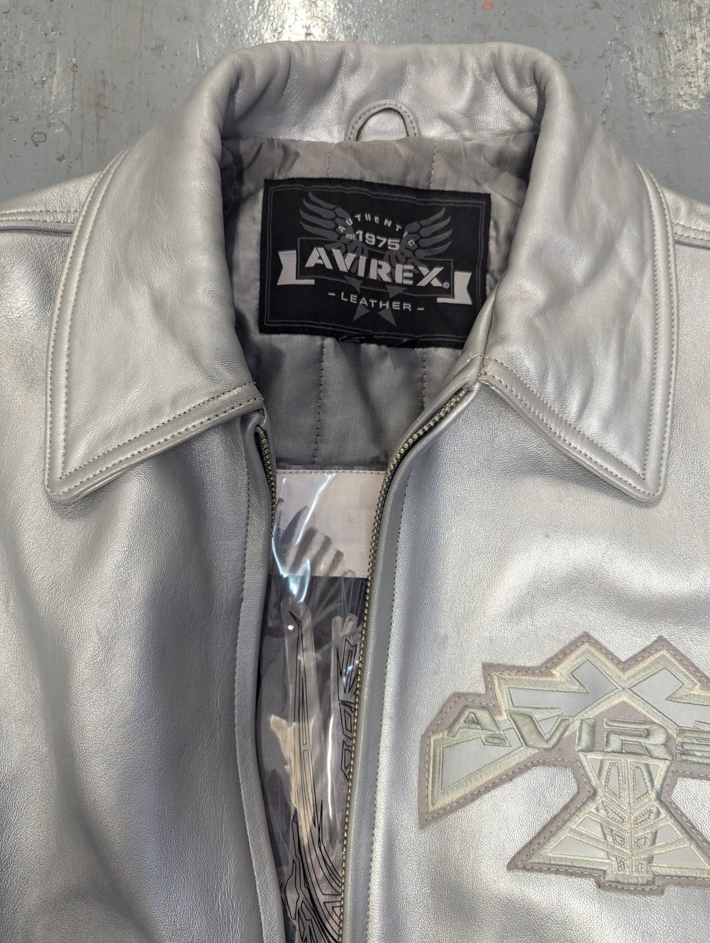 Veste en cuir argent Avirex