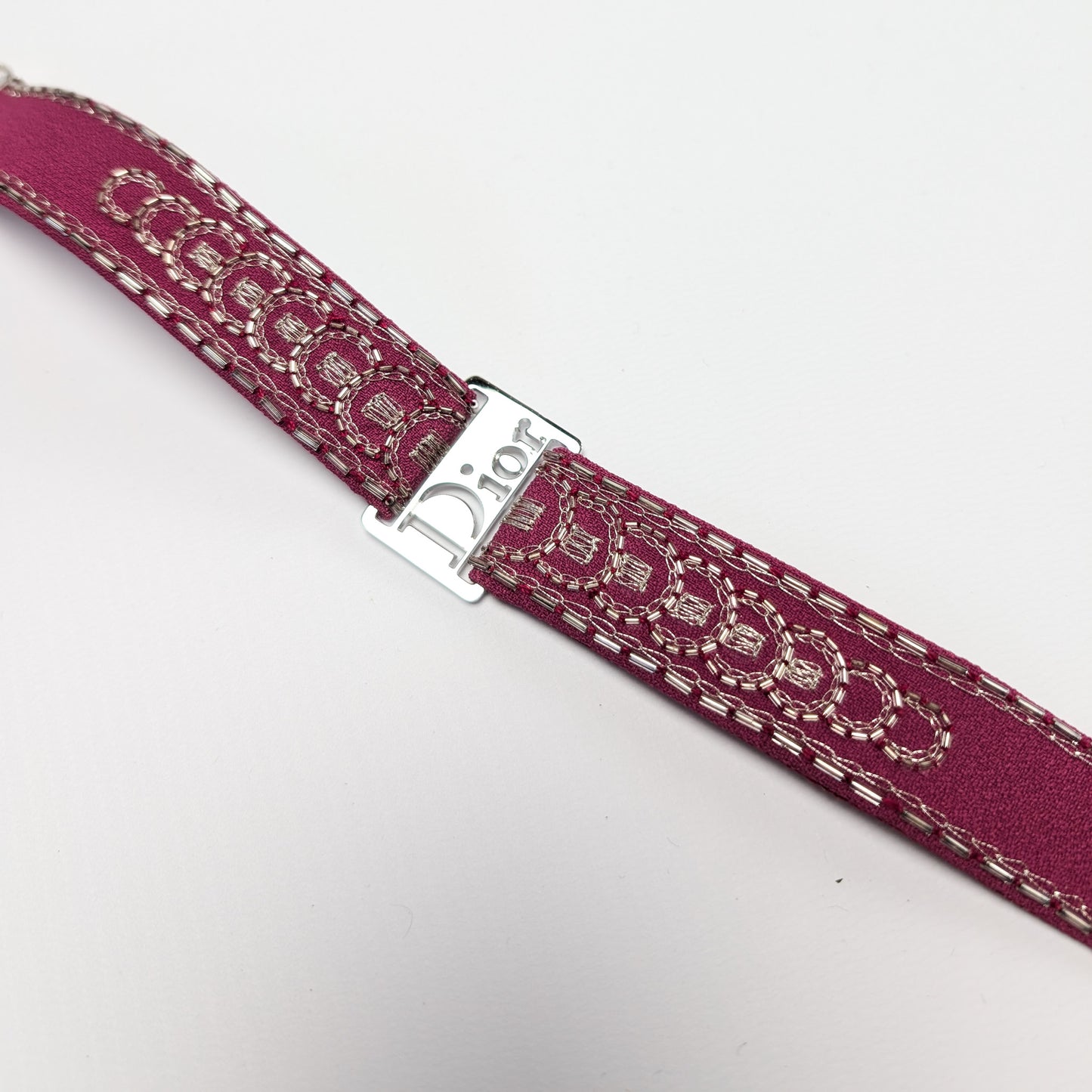 Collier ras de coup rose à perles Dior by Galliano