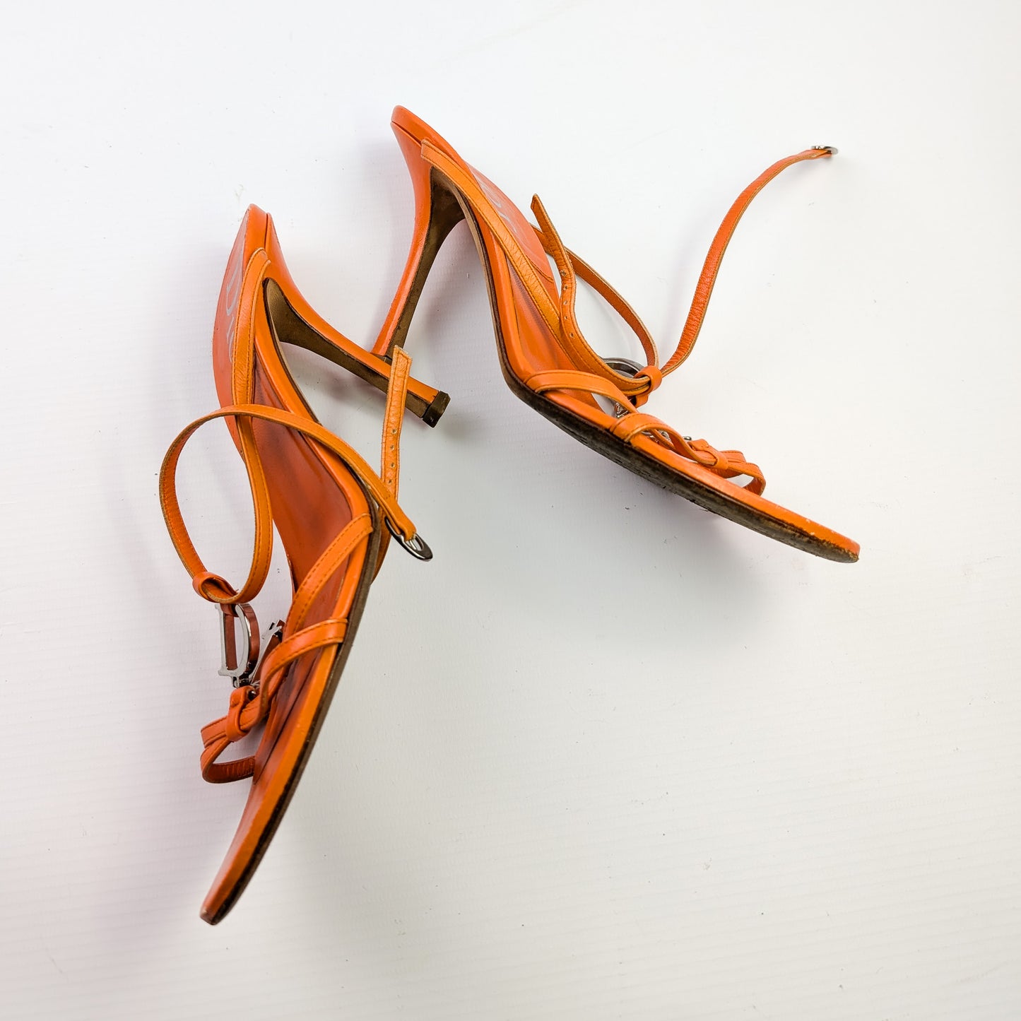 Sandales "logo" orange Dior par Galliano - EU38|5UK|7US