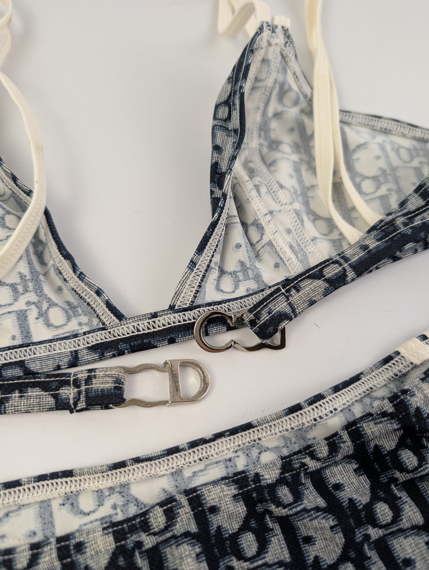 Ensemble 3 pièces paréo et Maillot de bain Dior monogramme bleu trotter - S/S2002