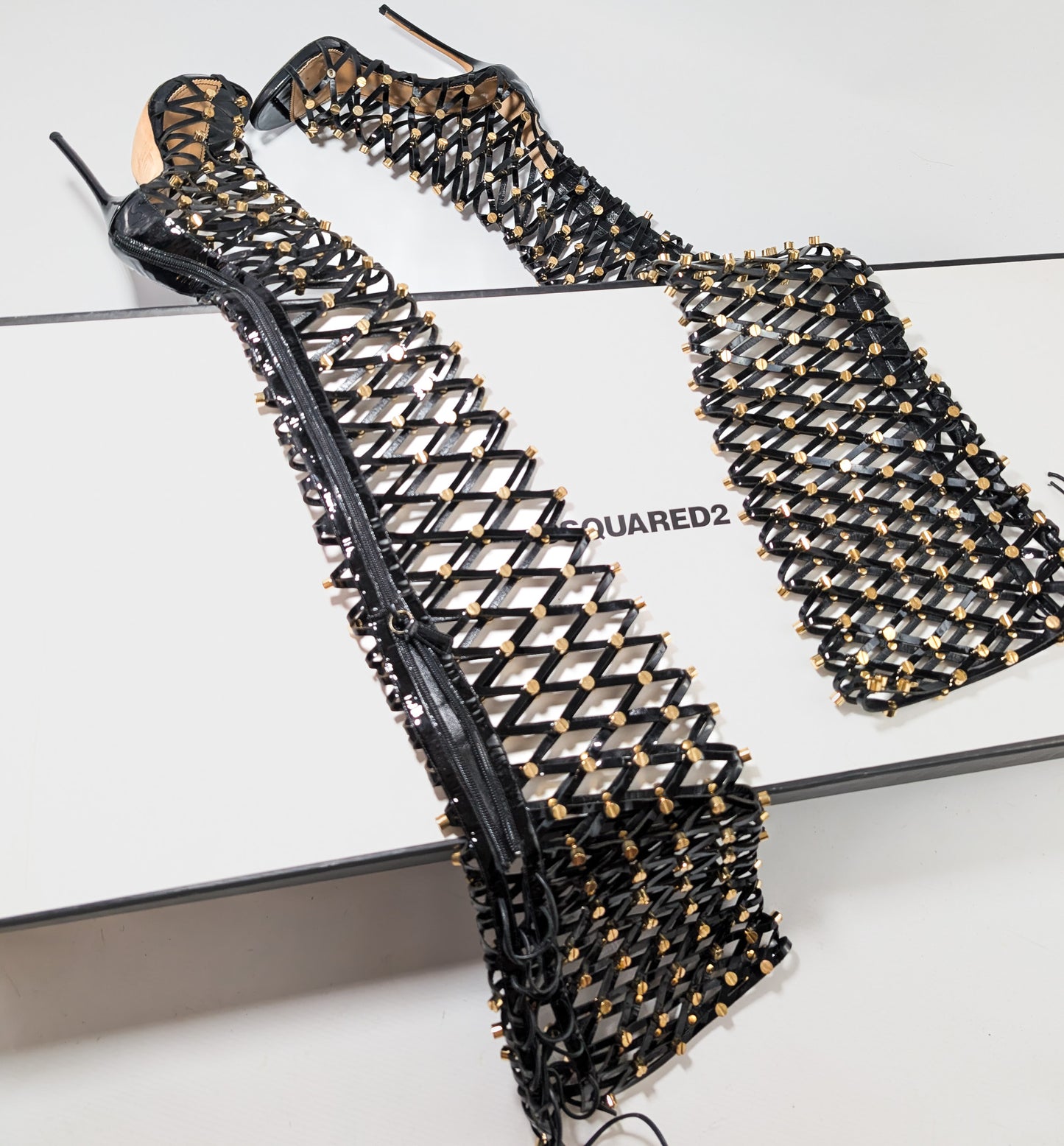 Dsquared2 “Xenia” Cage Sandals - EU39|6UK|8US RESERVED