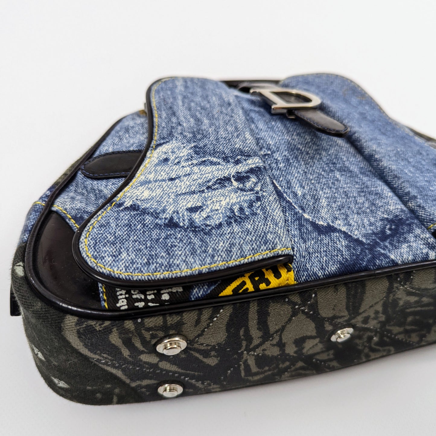 Sac mini Saddle Bowler Denim Dior par Galliano
