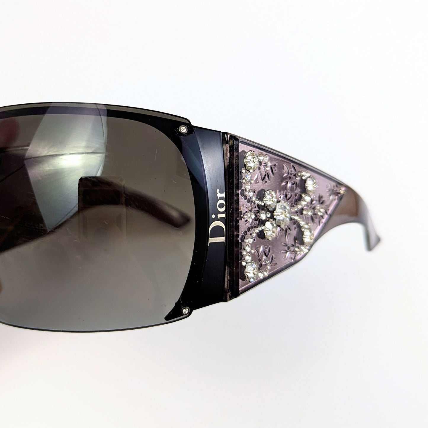 Lunettes de soleil “Grand Salon Crystal” édition limitée de Christian Dior.
