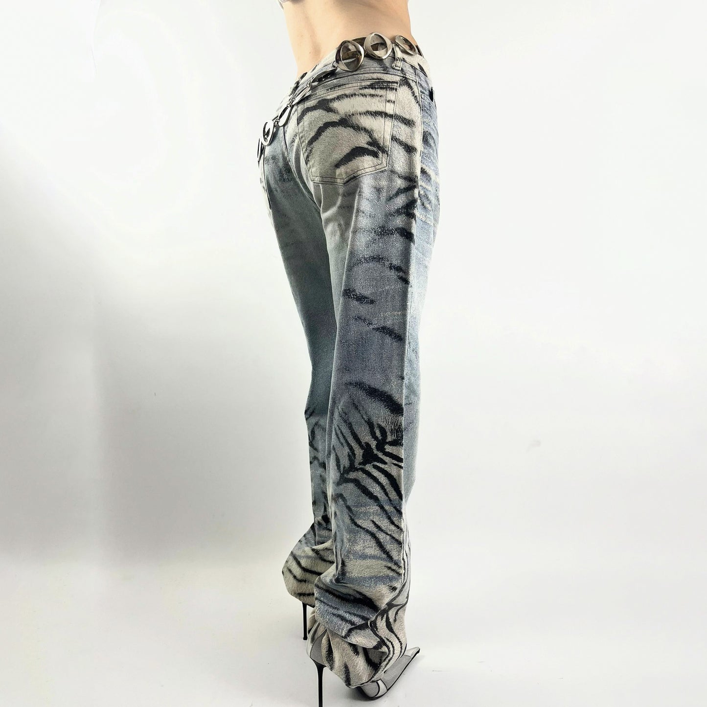 Pantalon jeans Roberto Cavalli délavé à imprimé tigre - M/L