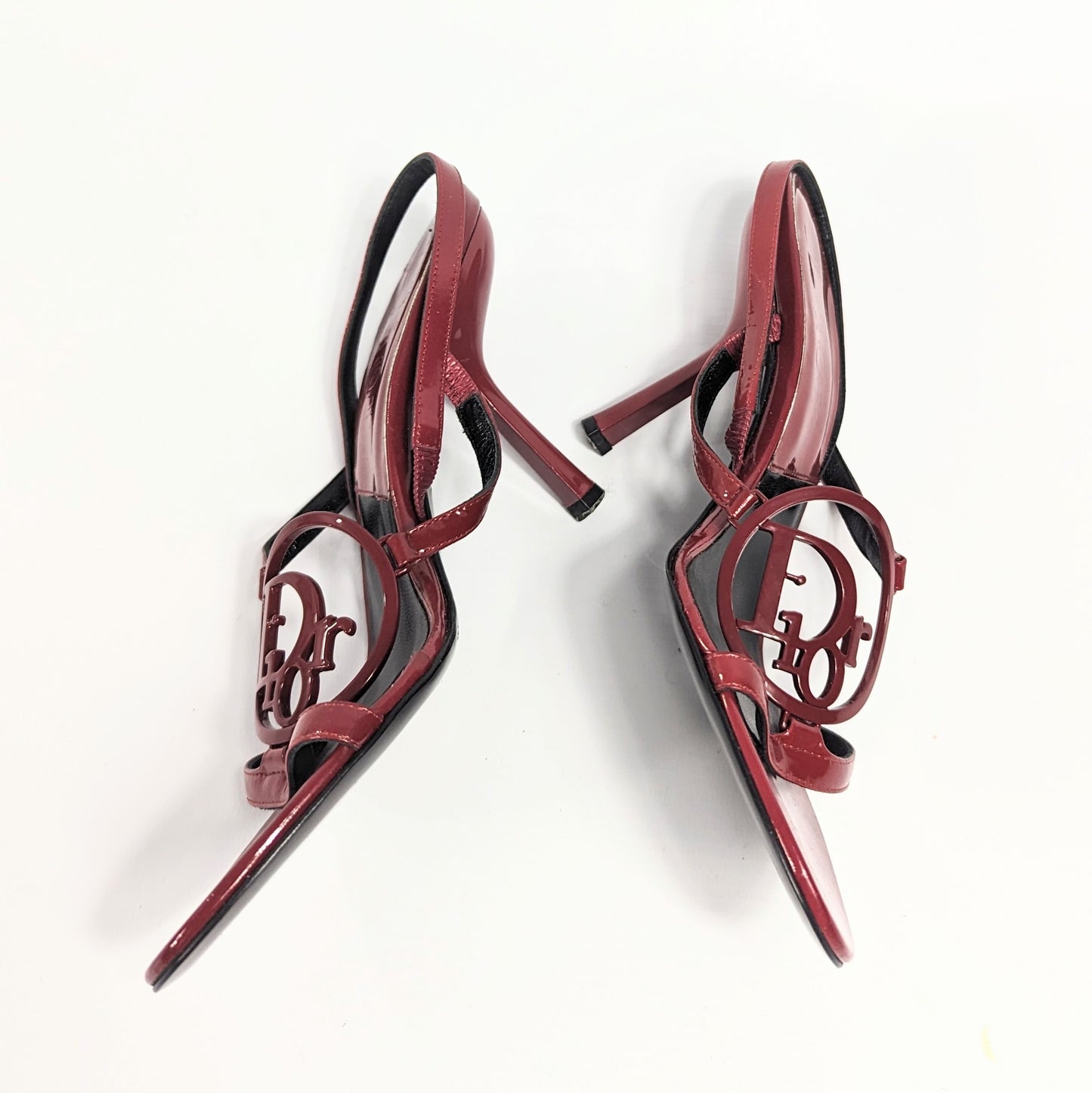 Red patent sandals with Dior logo by Galliano -EU36|UK3,5|US5,5