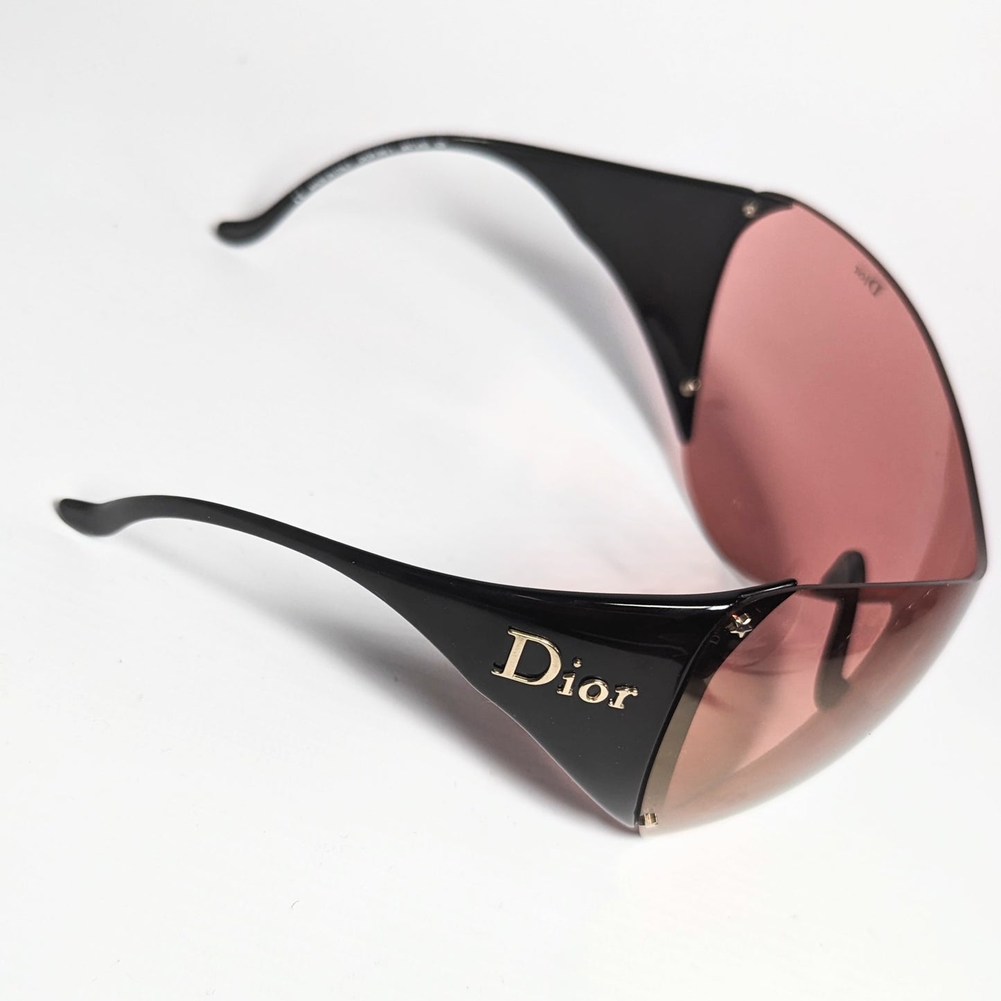 Lunettes de soleil roses et noires masque Dior by Galliano SKI 1