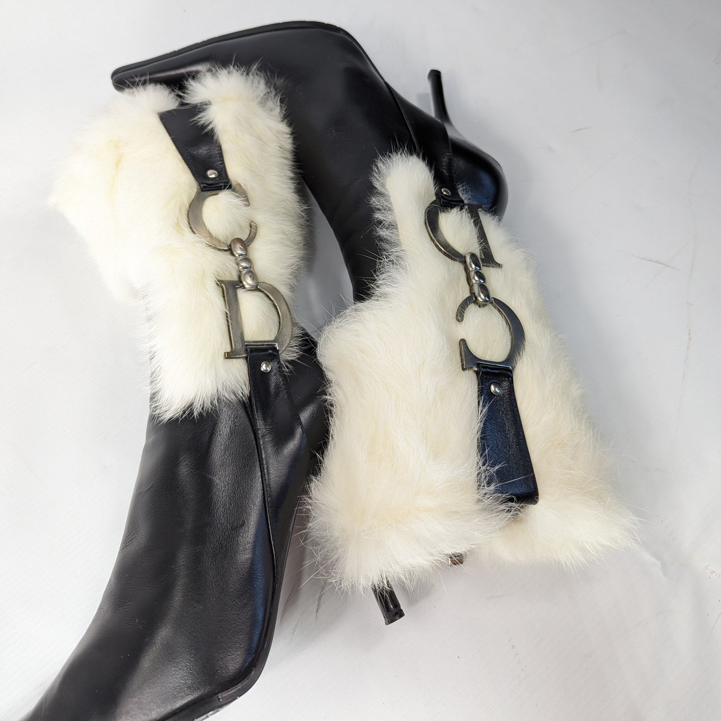 Bottes Dior par Galliano en fourrue - EU38|UK5|US7