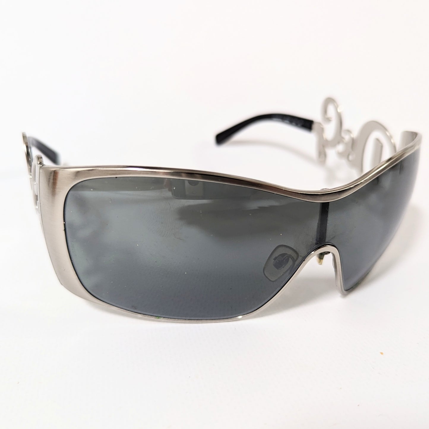  Lunettes de soleil argent Dolce & Gabbana avec initiale