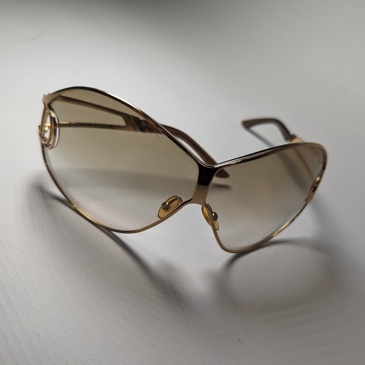 Lunettes de soleil Dior par Galliano