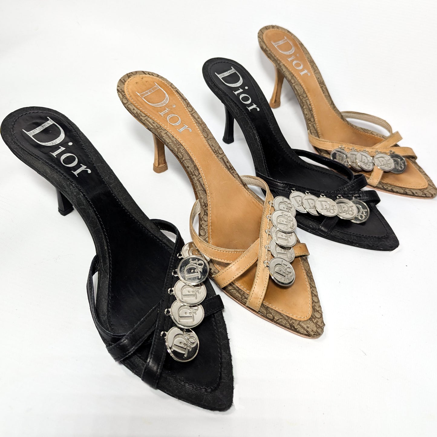 Mules beige Dior par Galliano ornées de pièces -EU40|7UK|9US