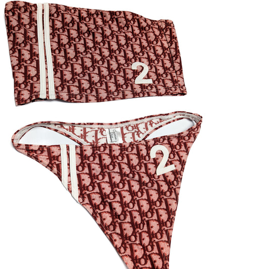 Bikini monogramme bordeaux Dior par Galliano - S/S 2002