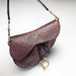 Sac Saddle violet en cuir d'autruche Dior par Galliano - F/W 2000