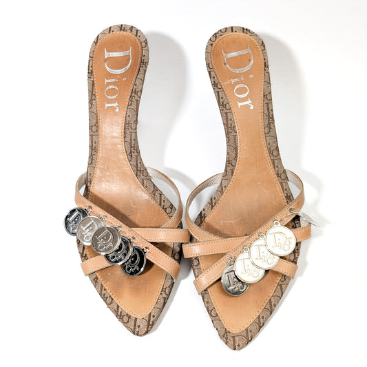 Mules monogramme ornées de pièces Dior par Galliano - EU39|UK6|US8