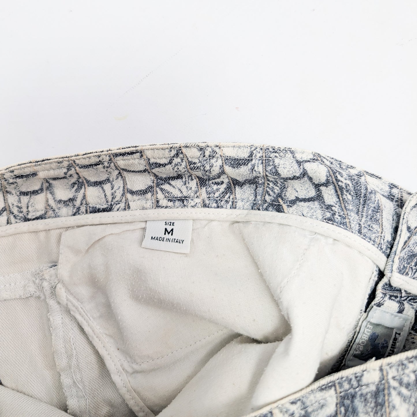 Roberto Cavalli shorts - M/L