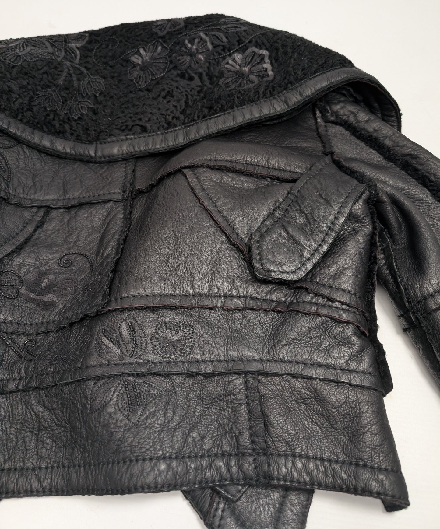 Veste en cuir Dior par Galliano