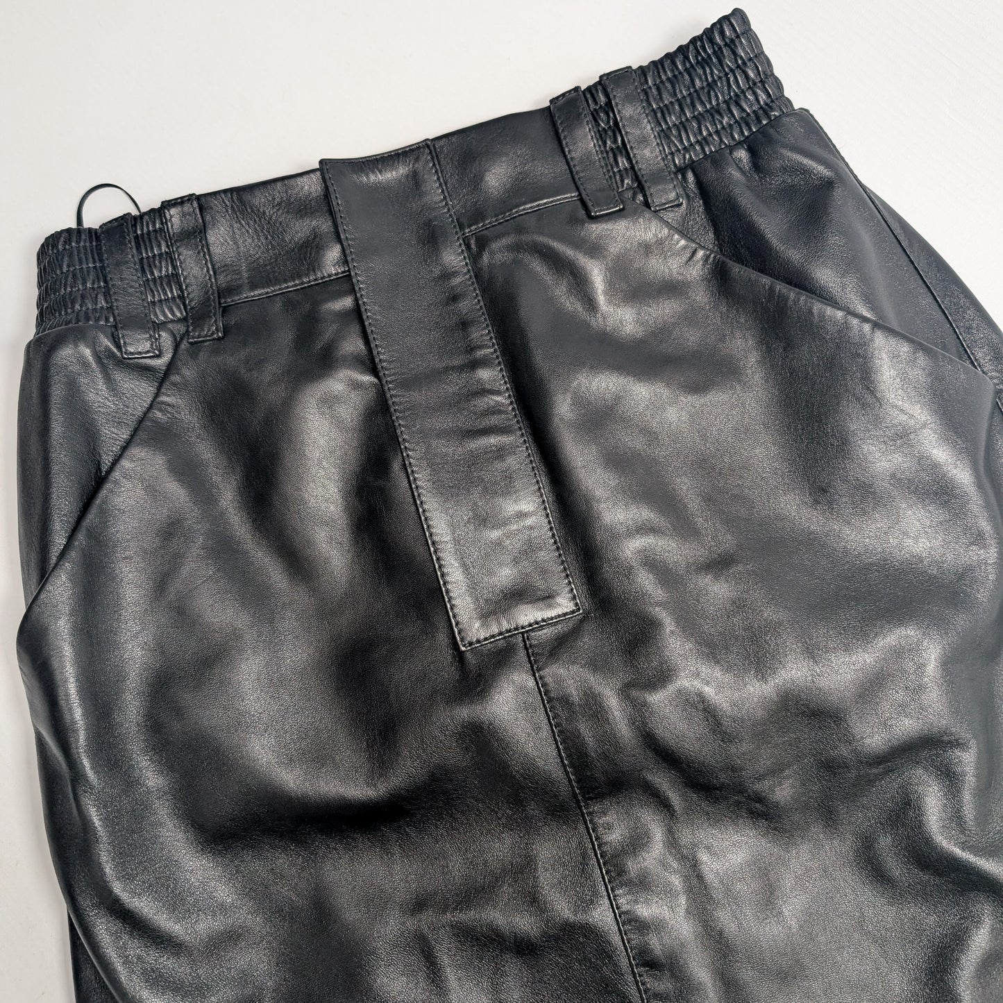 Jupe en cuir Yves saint Laurent - F/W 2024