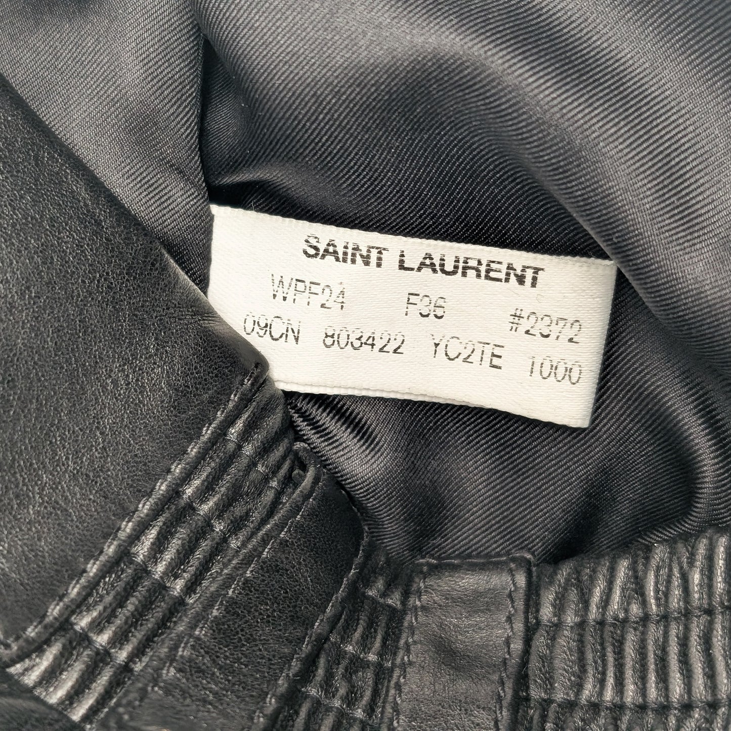 Jupe en cuir Yves saint Laurent - F/W 2024