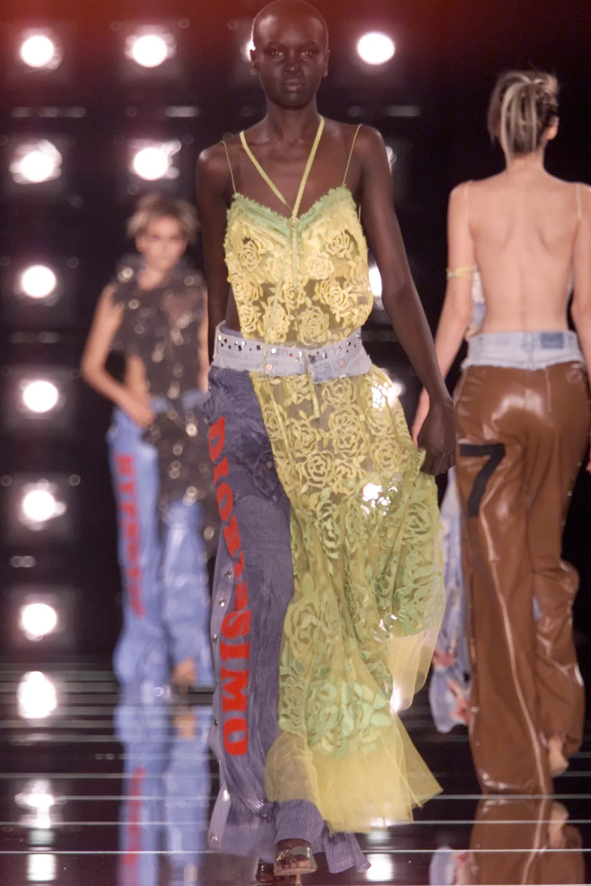 Ceinture jeans cloutée Dior par Galliano - S/S 2001